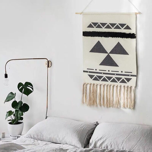 Simple Tufted Macrame